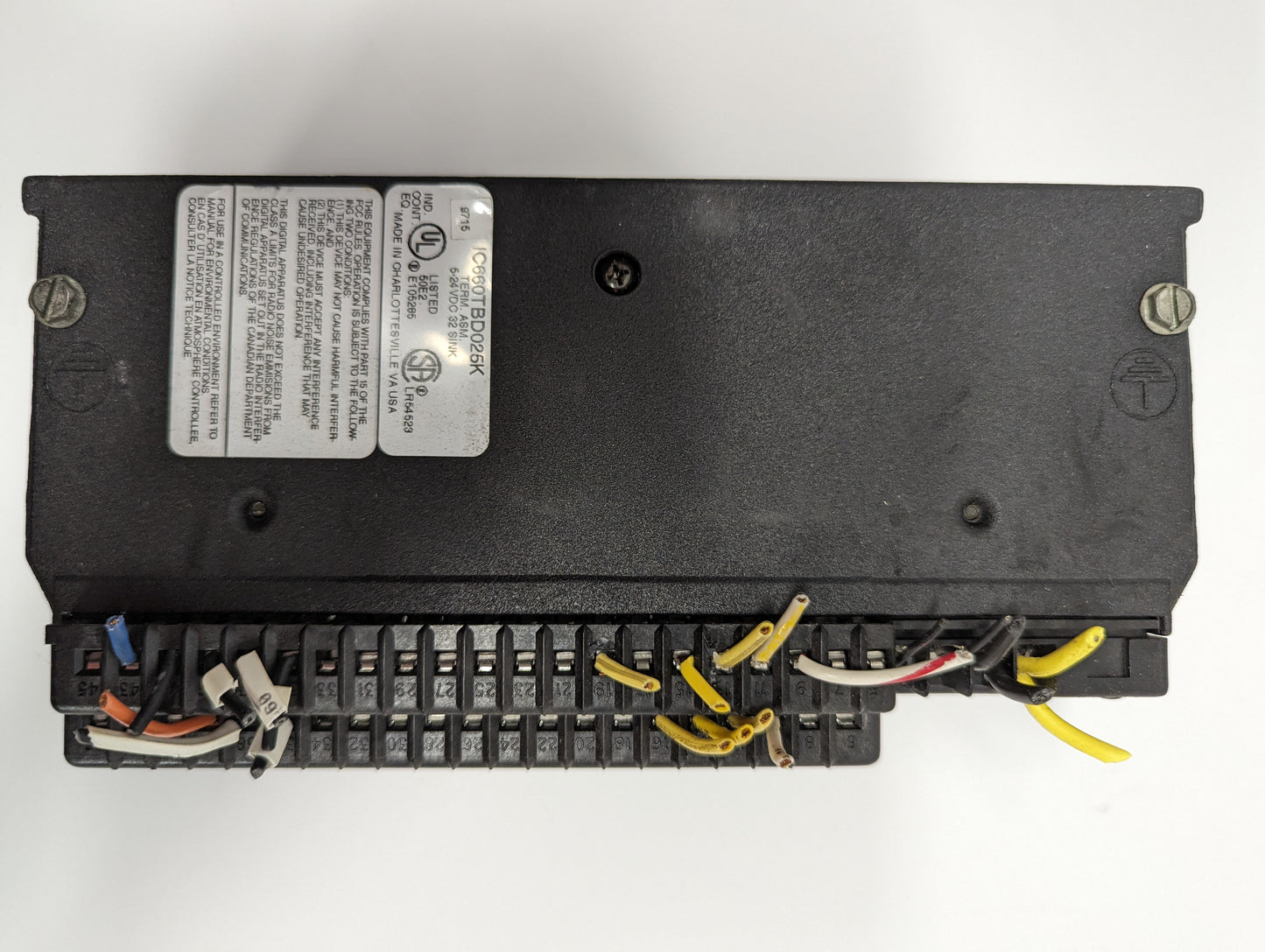 GE Fanuc IC660BBD025 Genius PLC I/O Module